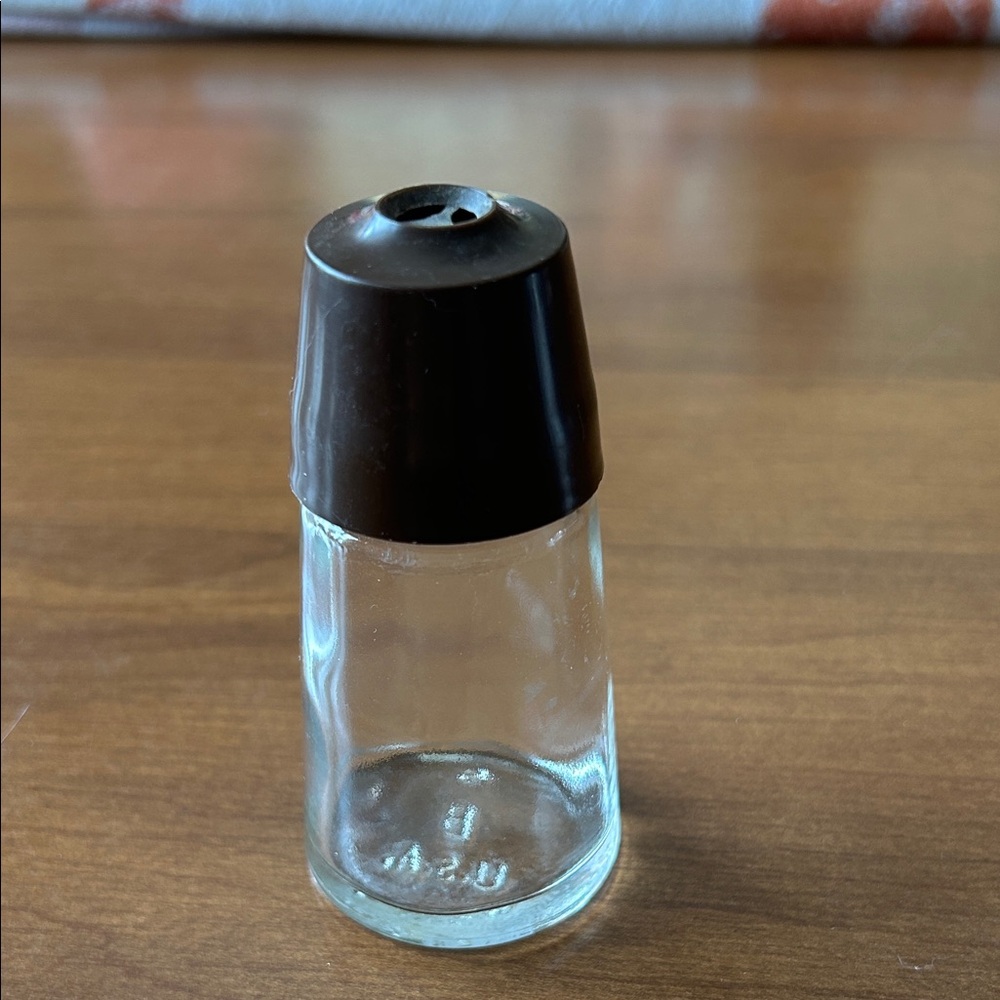 Federal Housewares Glass toothpick Jar with Brown Lid